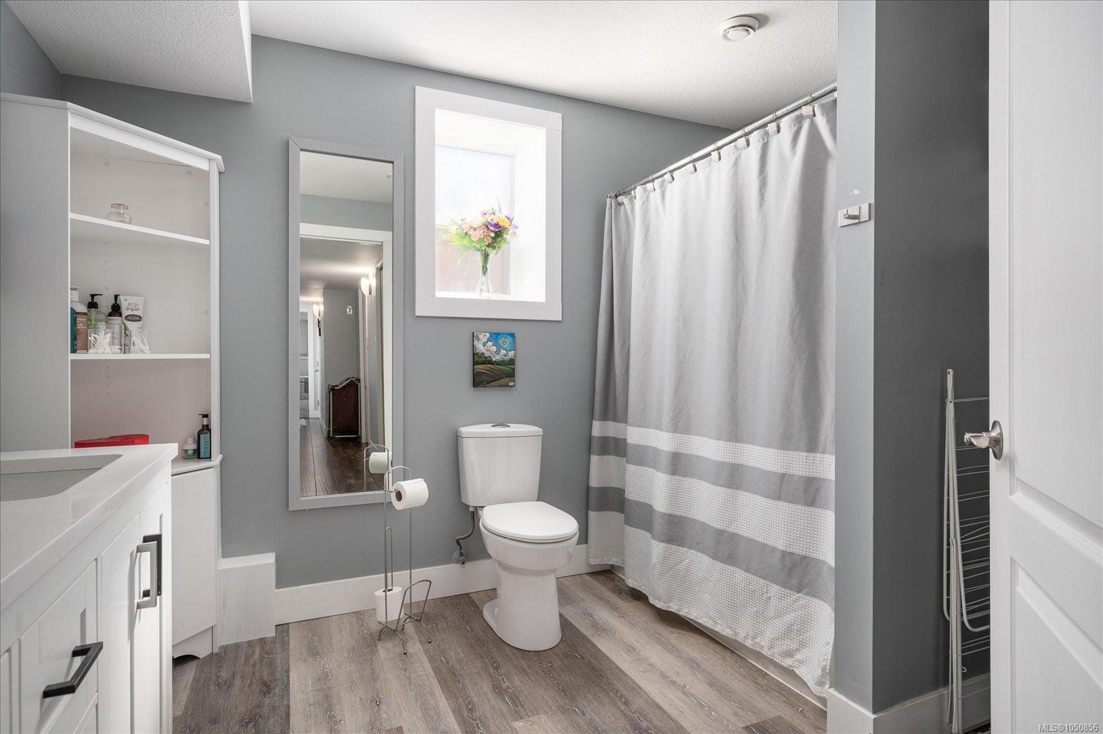 Photo 56