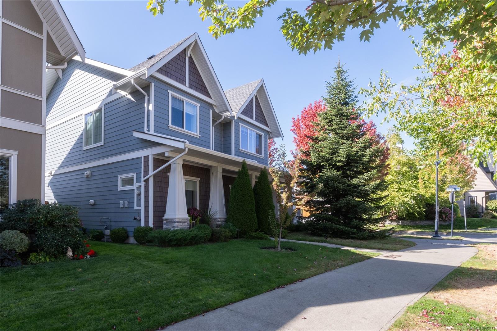 3504 Sparrowhawk Ave — listing photo 3 of 46