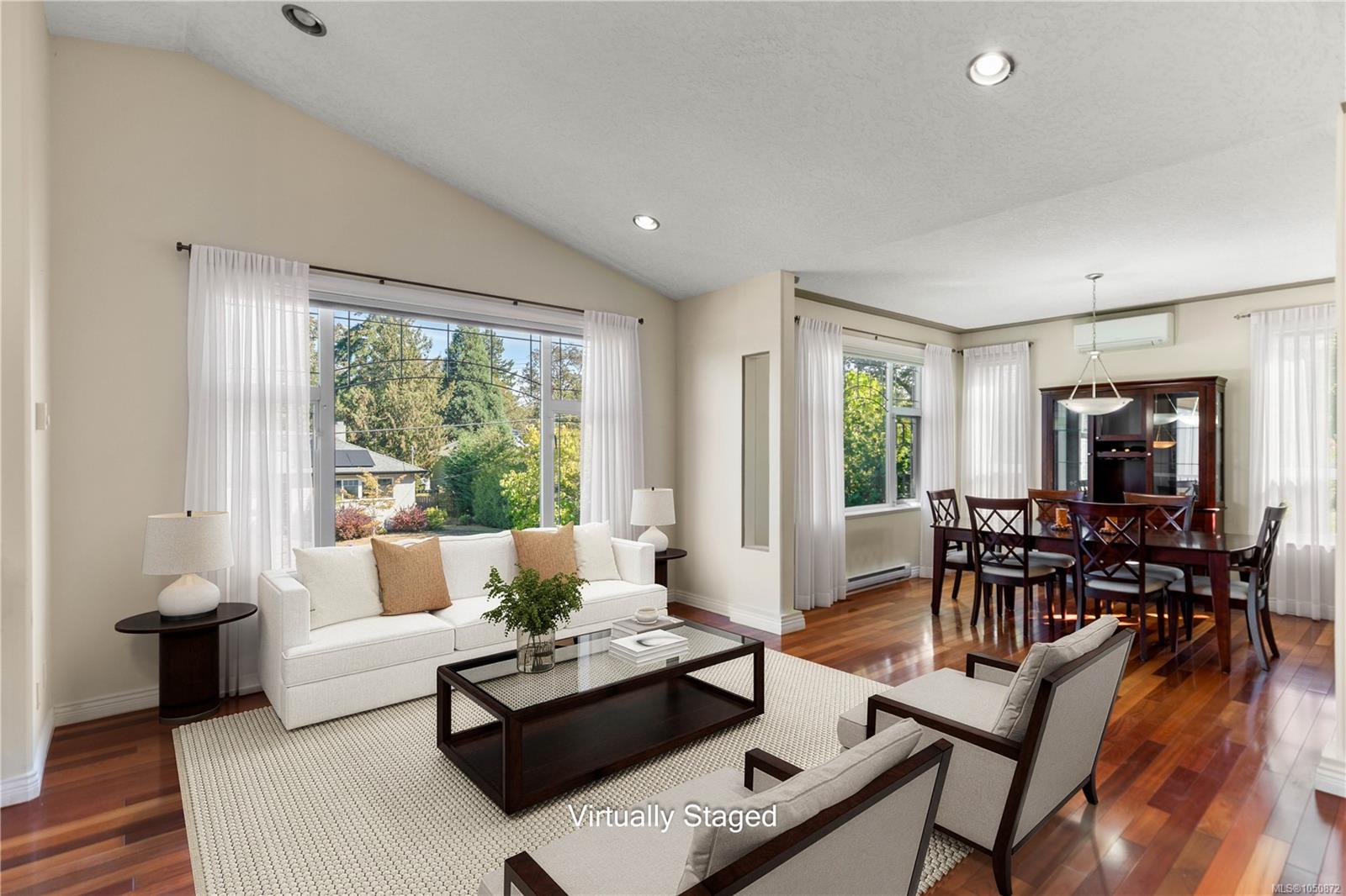 3908 Ascot Dr — listing photo 10 of 42