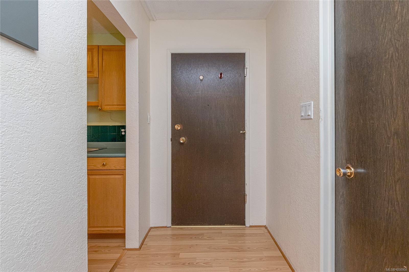 207-380 Brae Rd — listing photo 6 of 33
