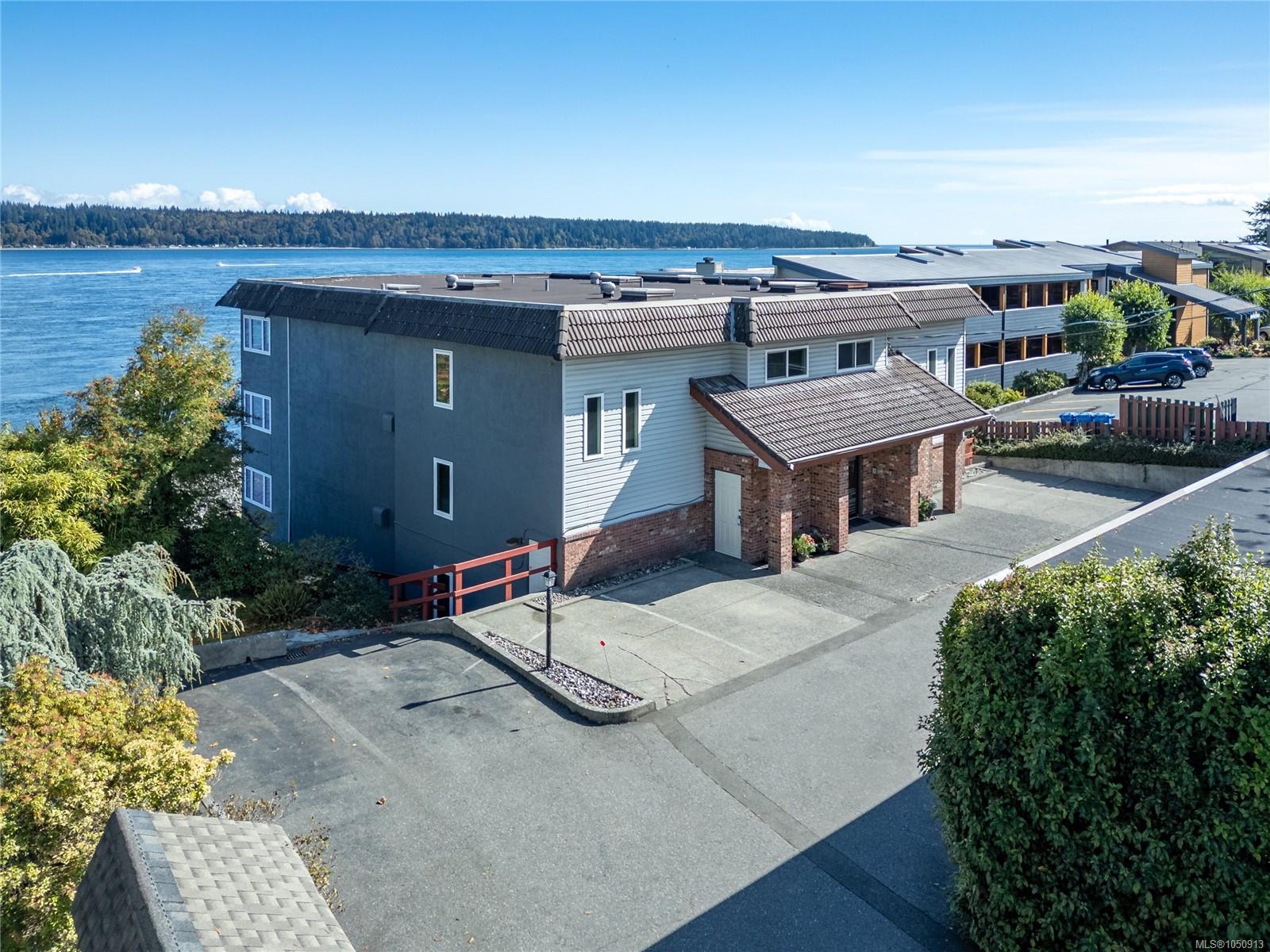 3 553 Island Hwy N, Campbell River