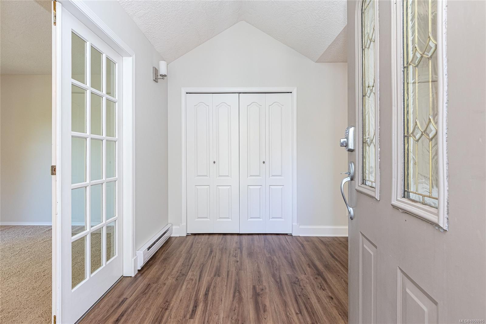1096 Valewood Trail — listing photo 13 of 46