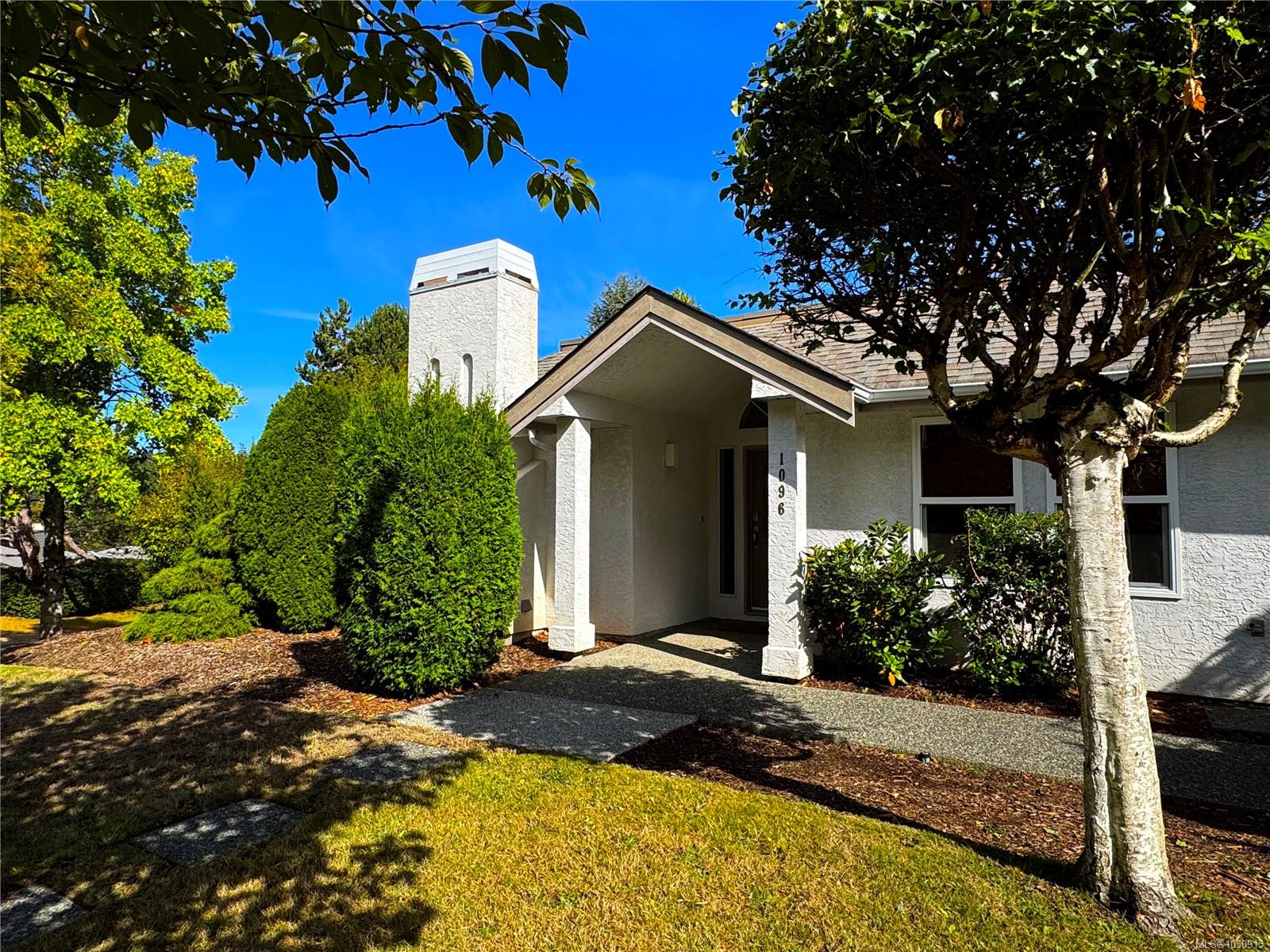 1096 Valewood Trail — listing photo 7 of 46