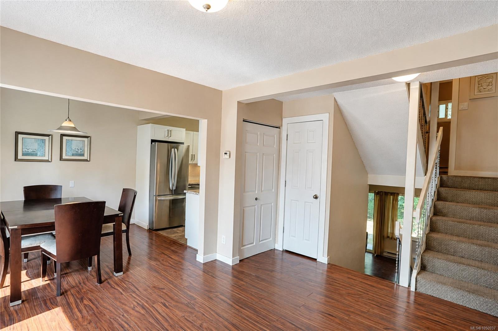 27-610 McKenzie Ave — listing photo 9 of 31