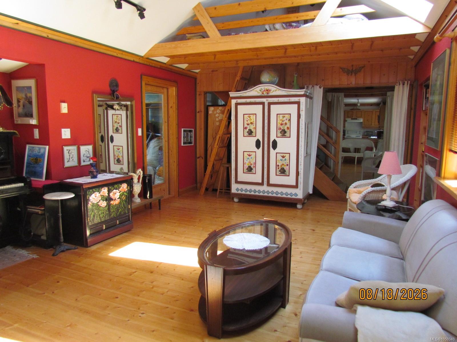 3706 Starboard Cres — listing photo 11 of 40
