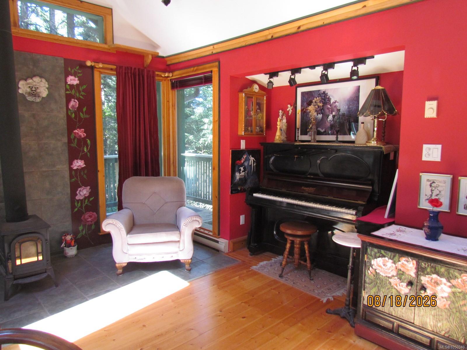 3706 Starboard Cres — listing photo 12 of 40