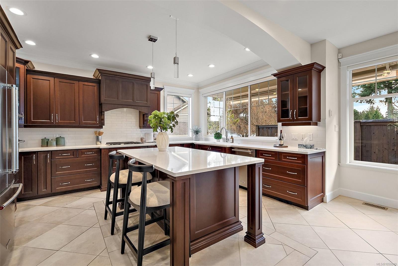 4973 La Quinta Pl — listing photo 14 of 44