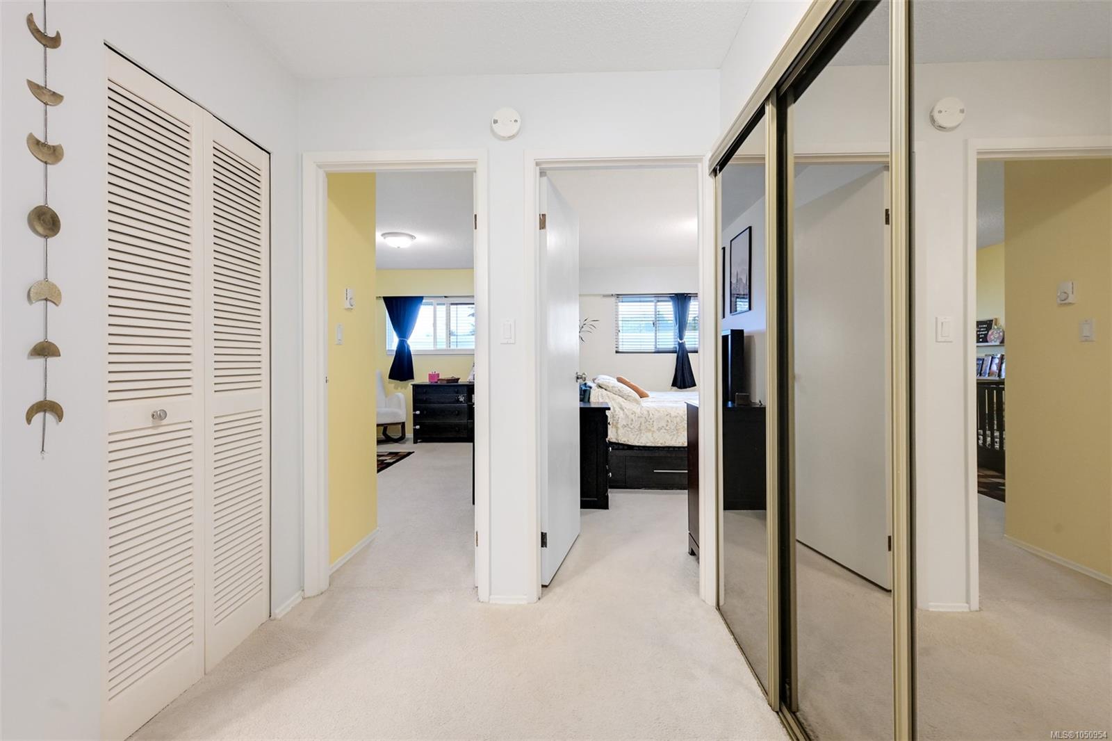 303-1625 Belmont Ave — listing photo 12 of 28