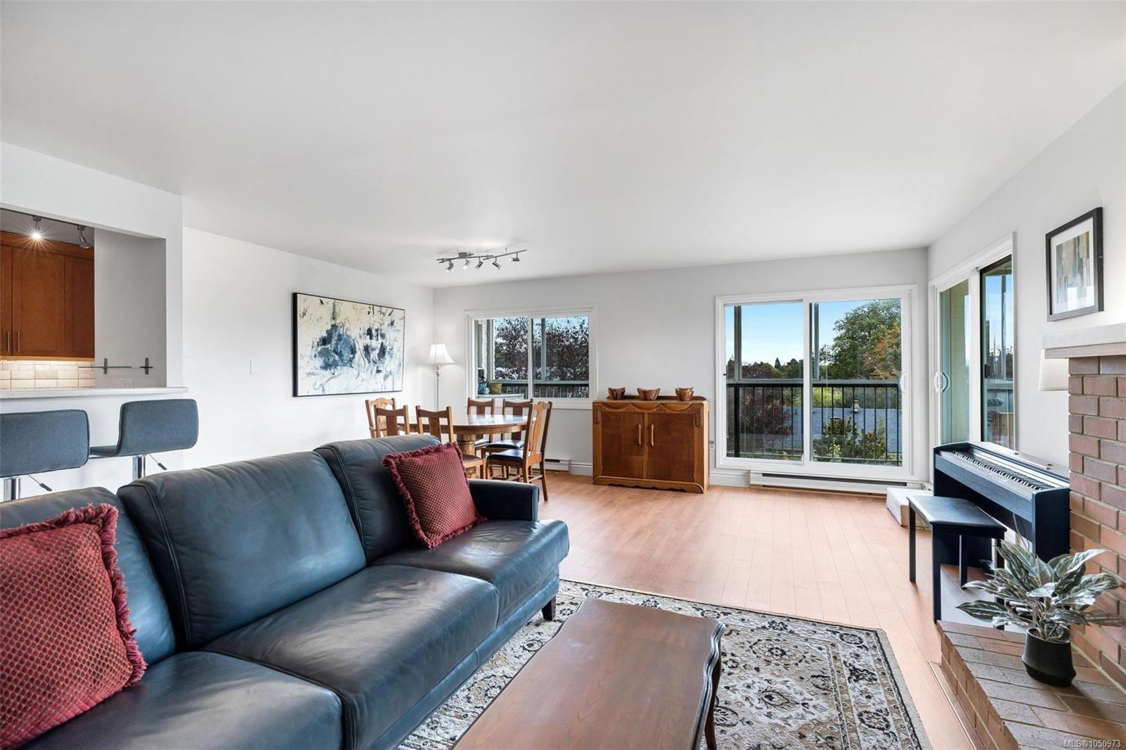 302-2323 Hamiota St — listing photo 11 of 39
