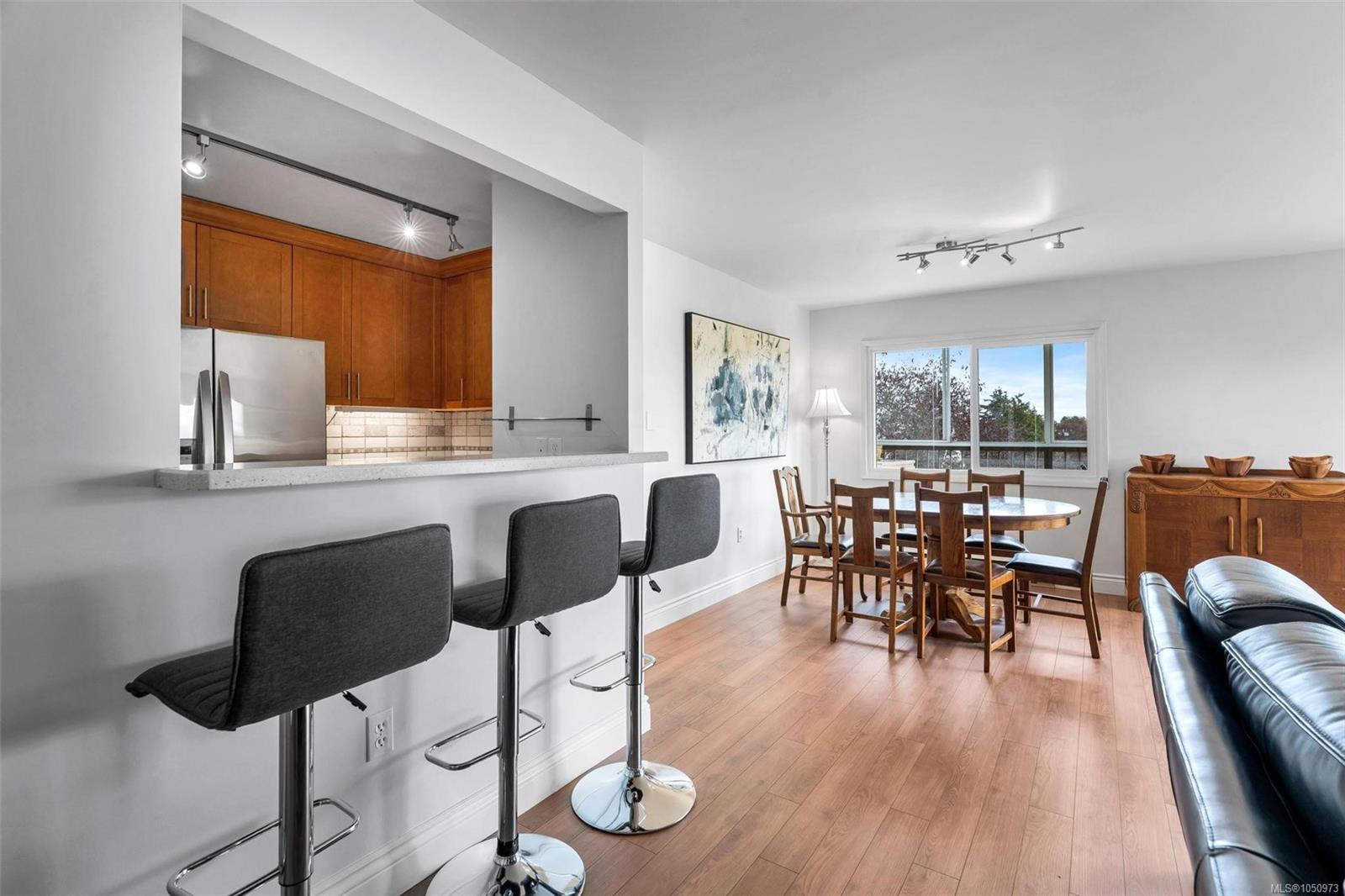302-2323 Hamiota St — listing photo 12 of 39