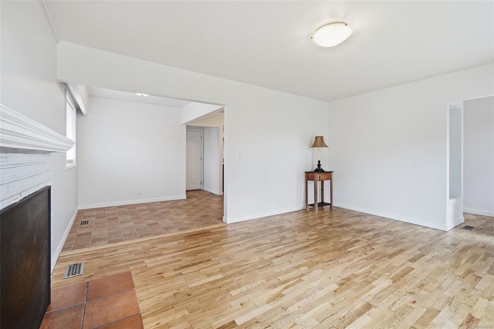 193 Corfield St — listing photo 9 of 61