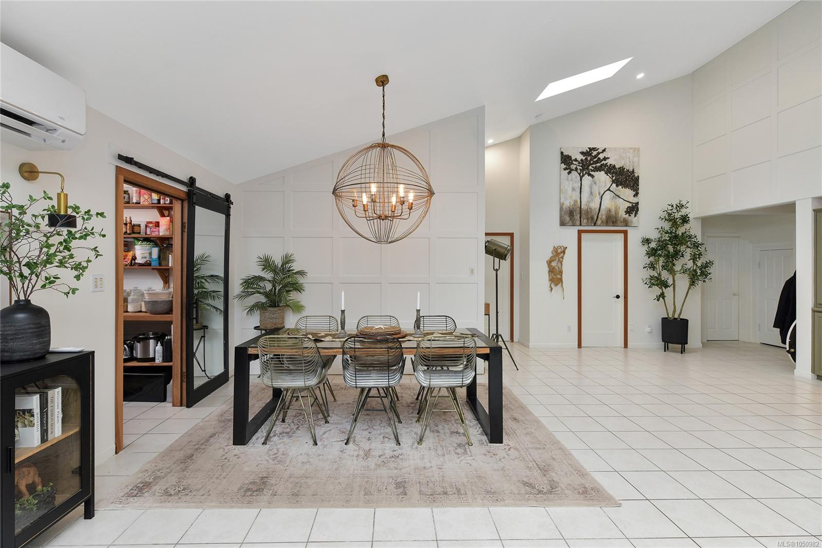 505 Bayview Dr — listing photo 11 of 47