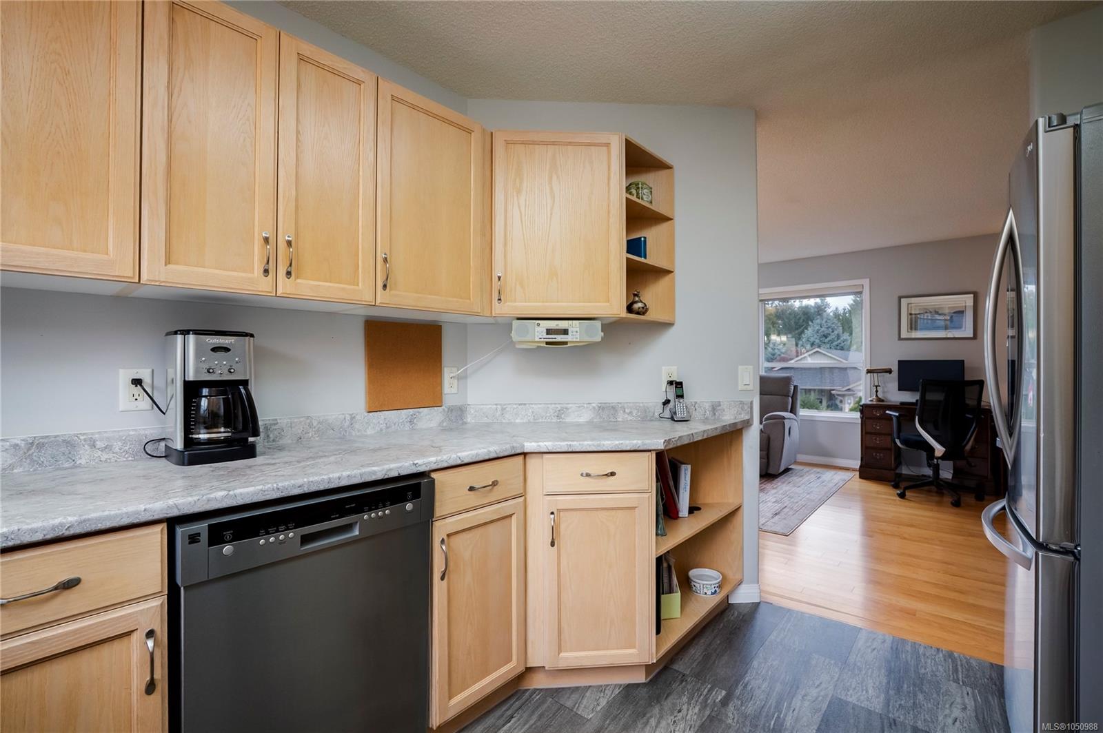 Photo 16