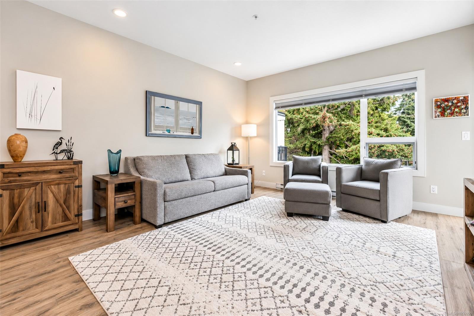408-280 Island Hwy — listing photo 8 of 34
