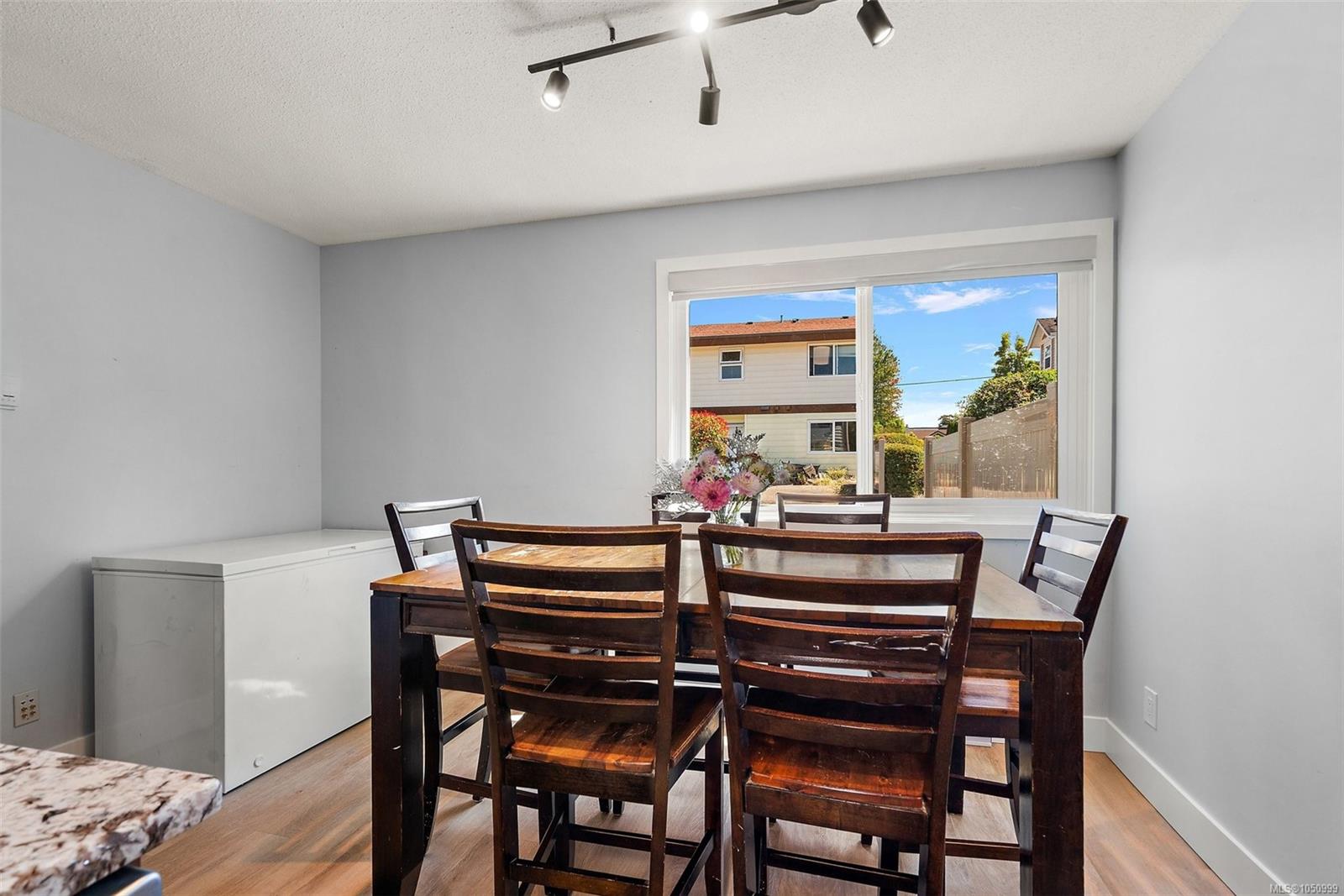 7-10046 Fifth St — listing photo 9 of 28