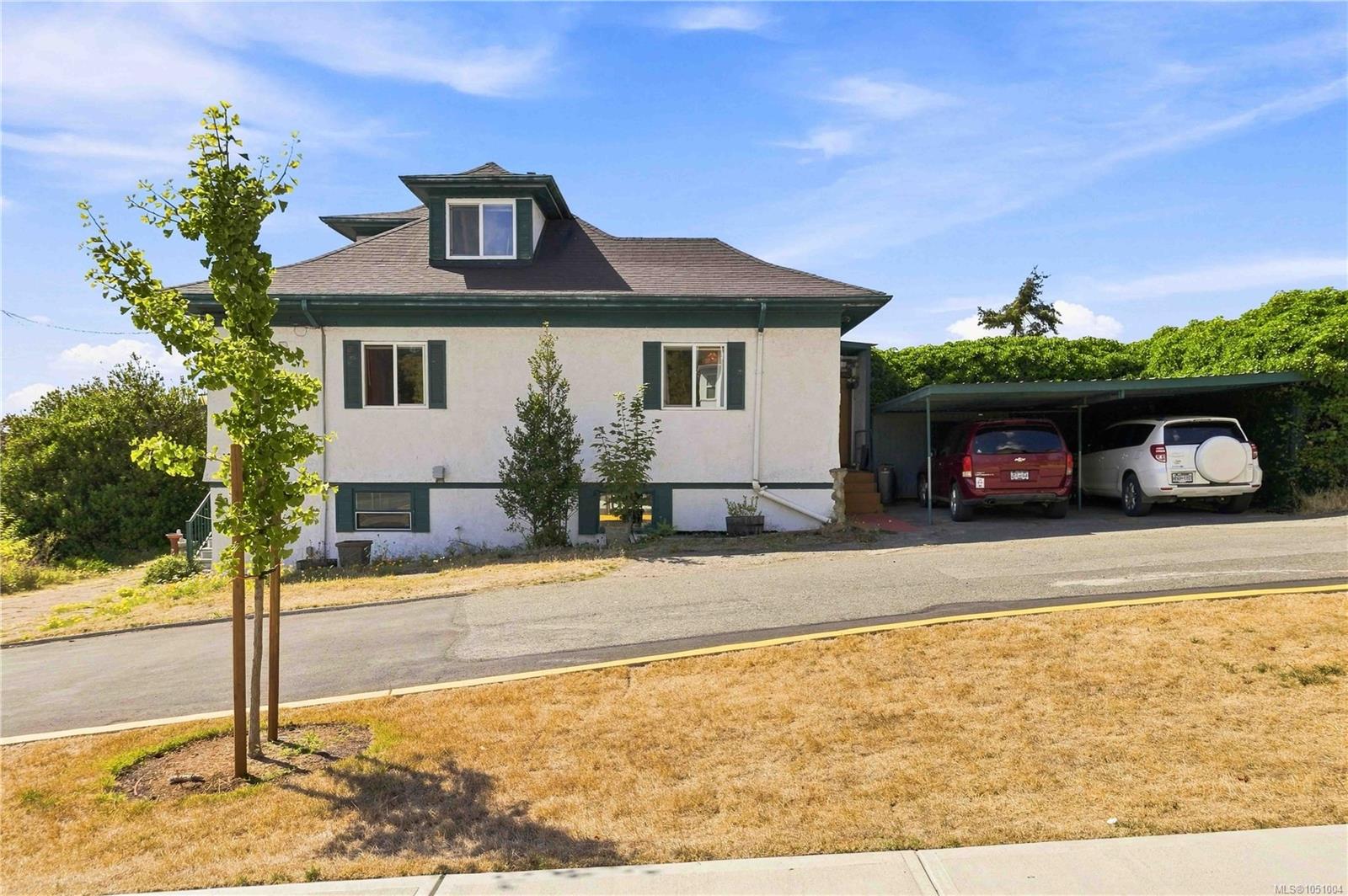 504 Wilson St — listing photo 5 of 65