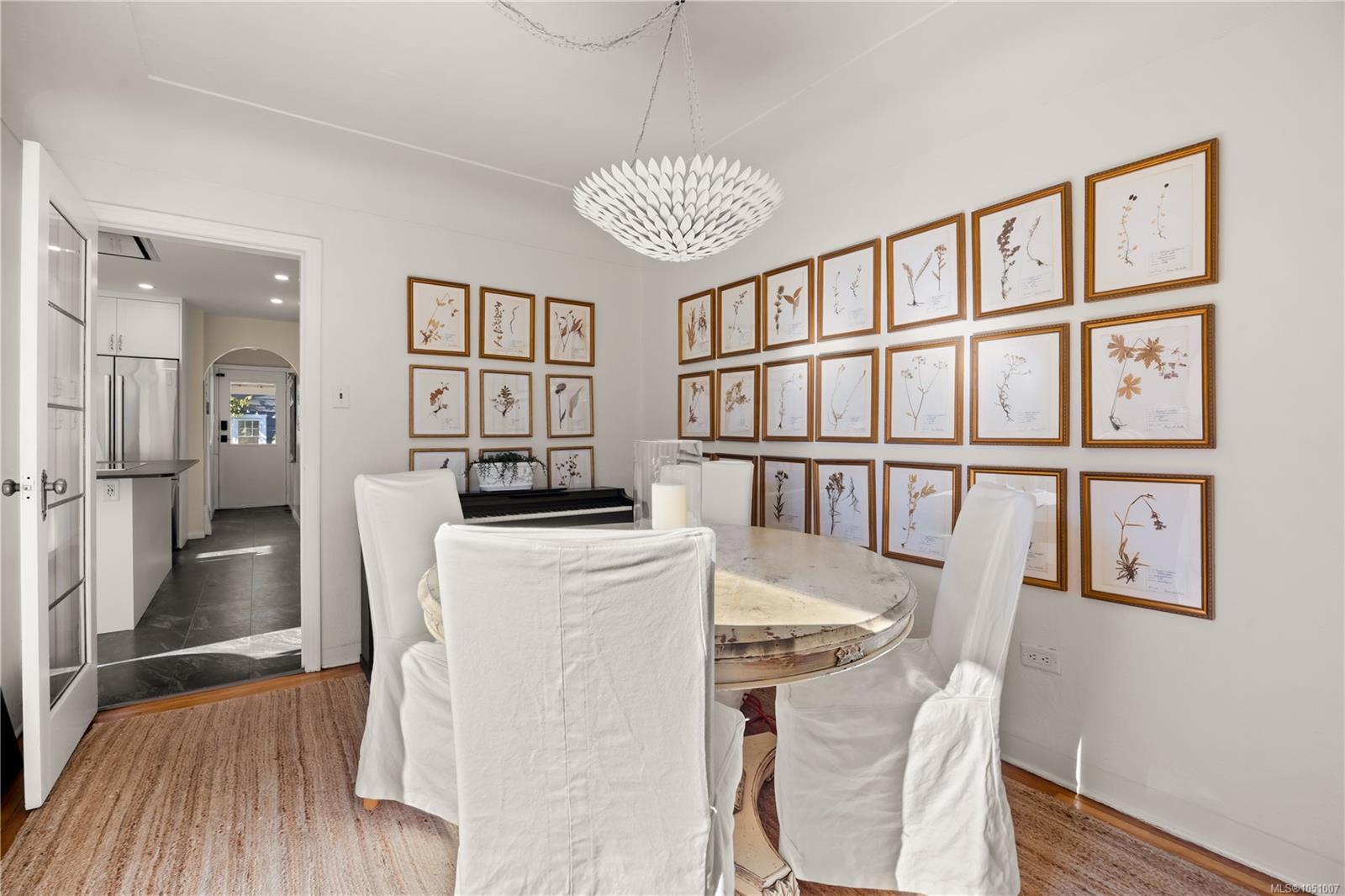 741 Cowper St — listing photo 8 of 50