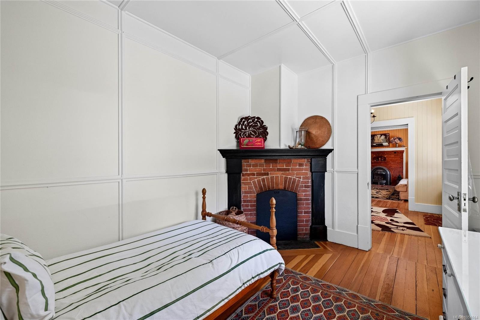 800 Lower Ganges Rd — listing photo 12 of 72