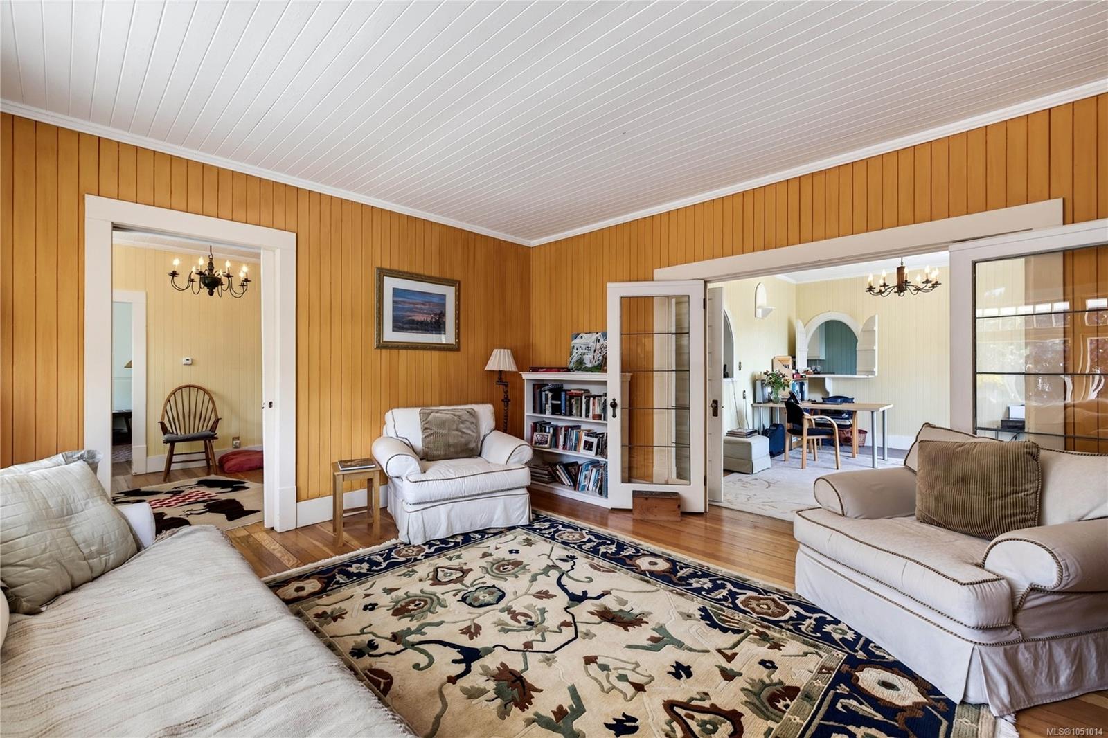 800 Lower Ganges Rd — listing photo 13 of 72