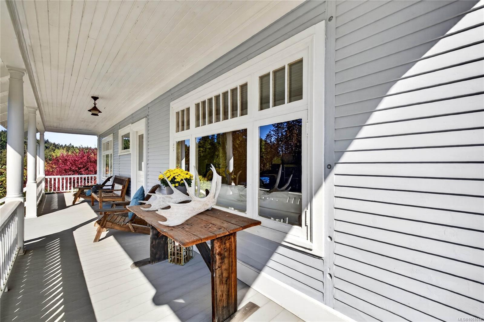 800 Lower Ganges Rd — listing photo 9 of 72