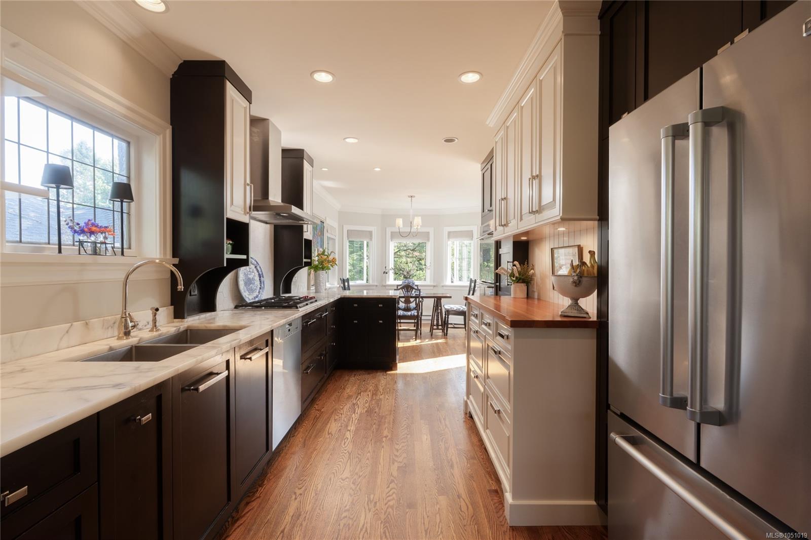 2125 Central Ave — listing photo 9 of 60