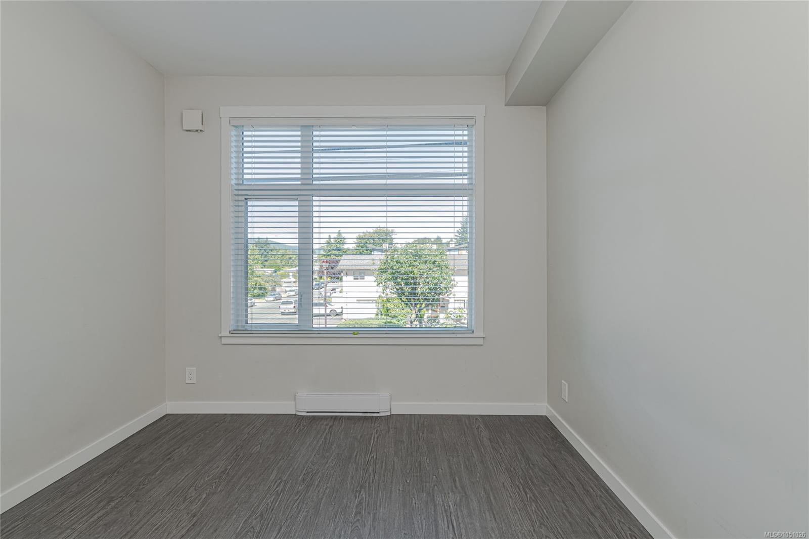 216-2843 Jacklin Rd — listing photo 13 of 24