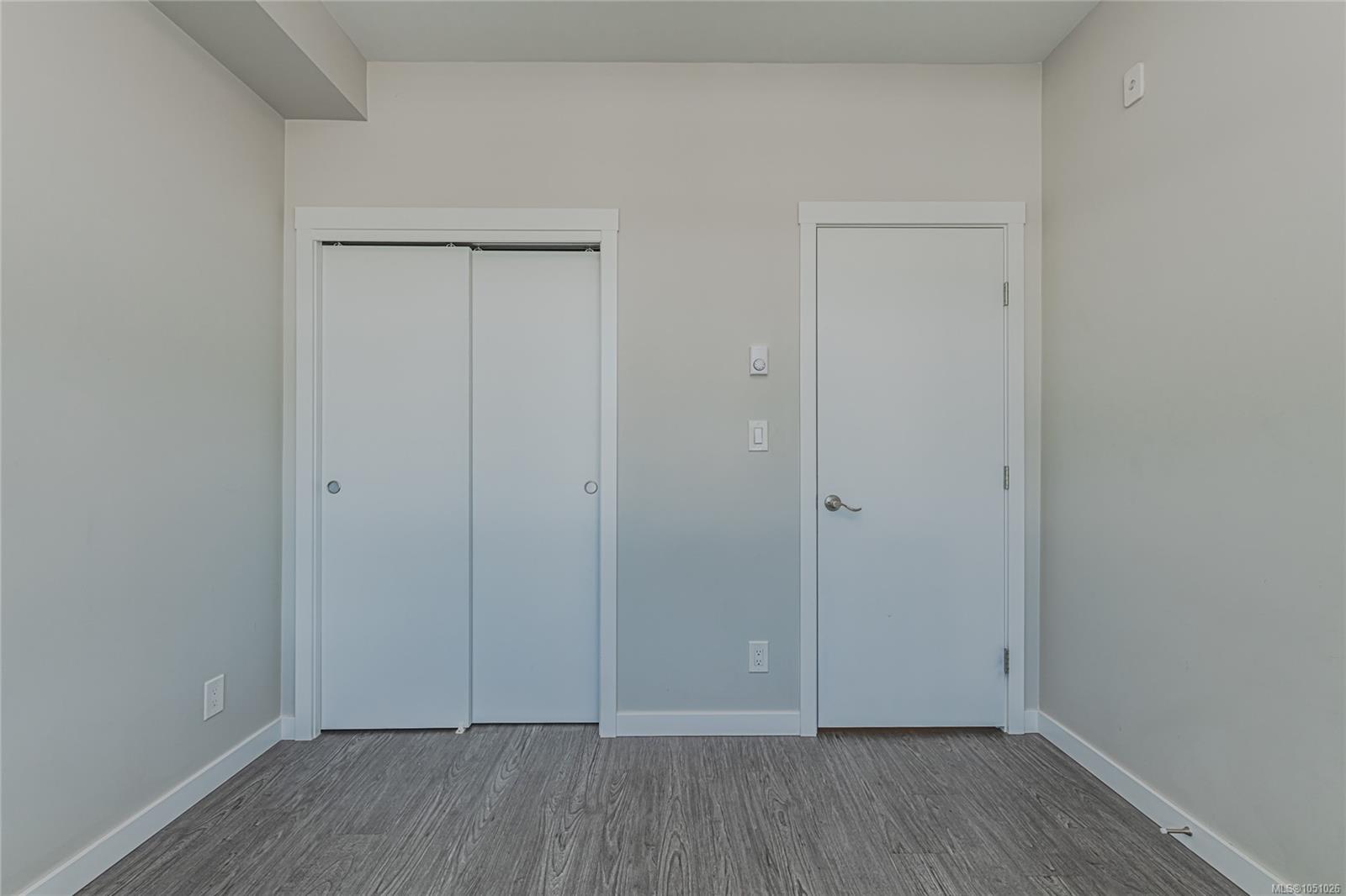 216-2843 Jacklin Rd — listing photo 14 of 24
