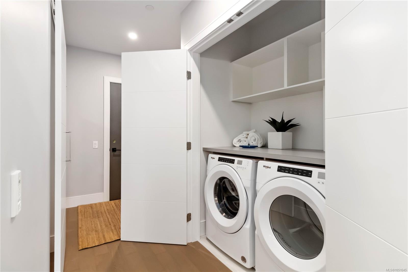 302-990 Doumac Ave — listing photo 14 of 20