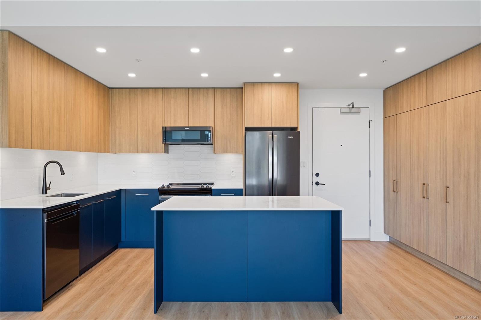 431-920 Reunion Ave — listing photo 13 of 50