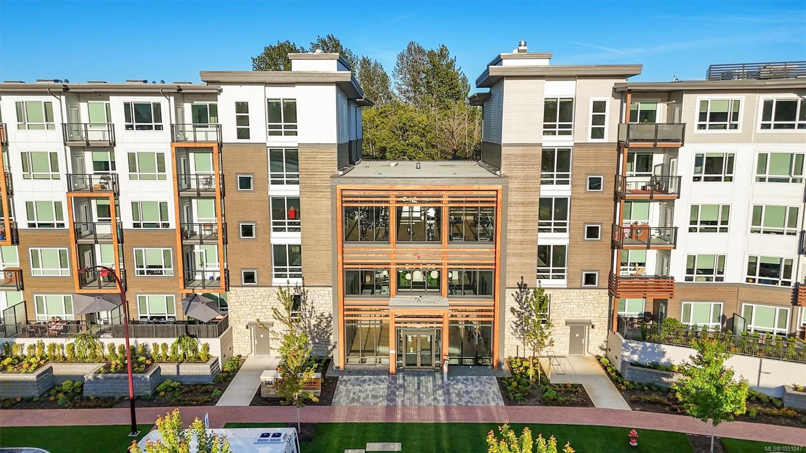 431-920 Reunion Ave — listing photo 6 of 50