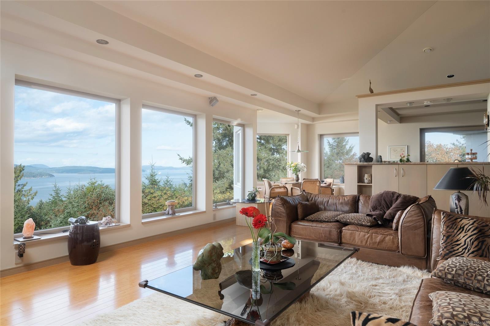 11406 Sycamore Dr — listing photo 10 of 71
