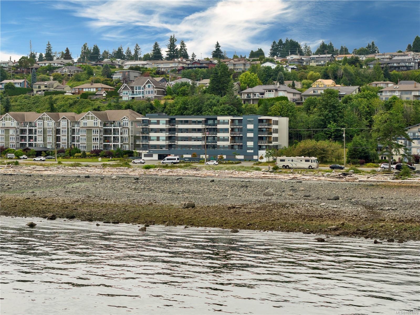 404-536 Island Hwy — listing photo 13 of 66