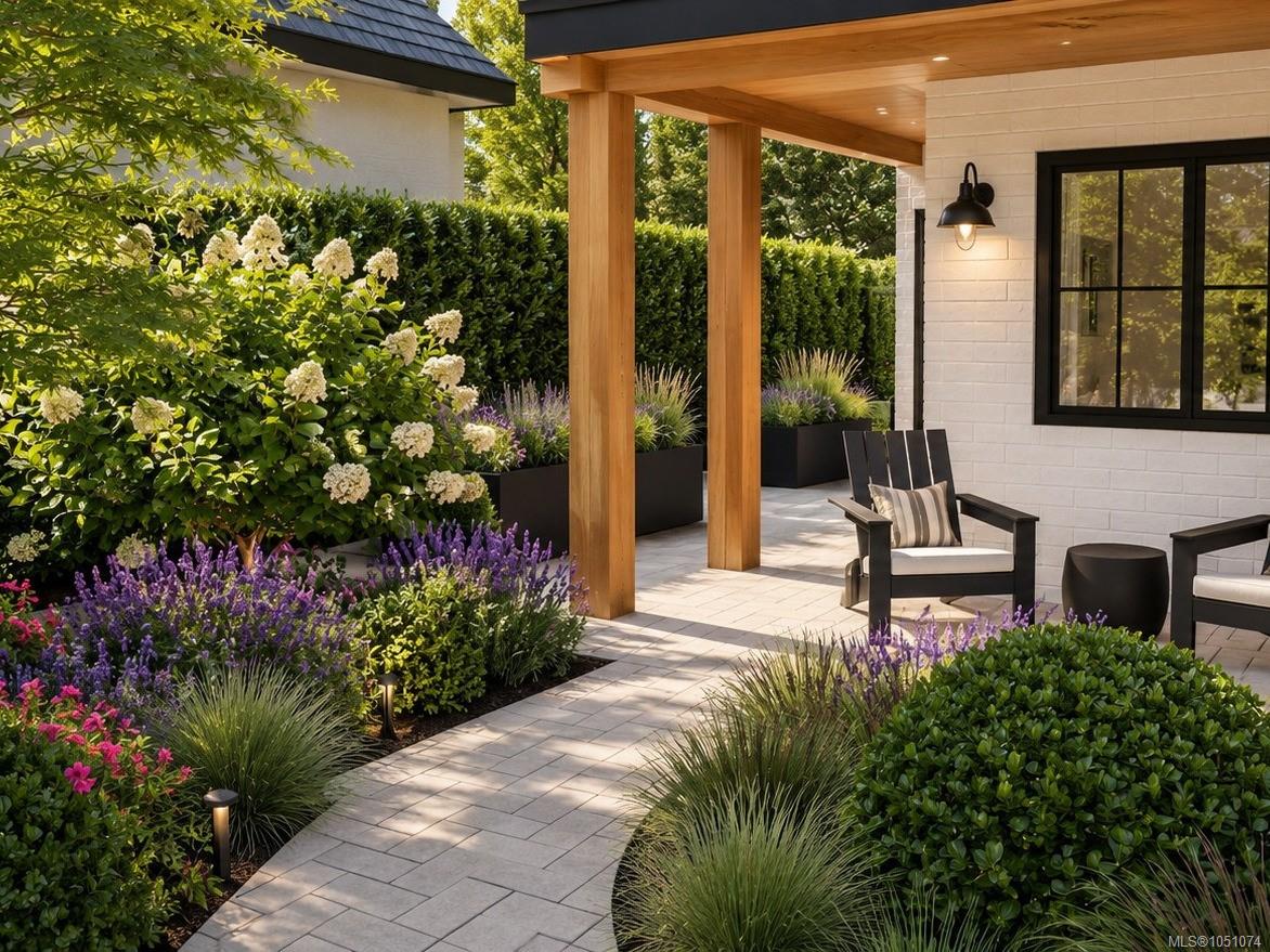 2586 Dalhousie St — listing photo 4 of 9