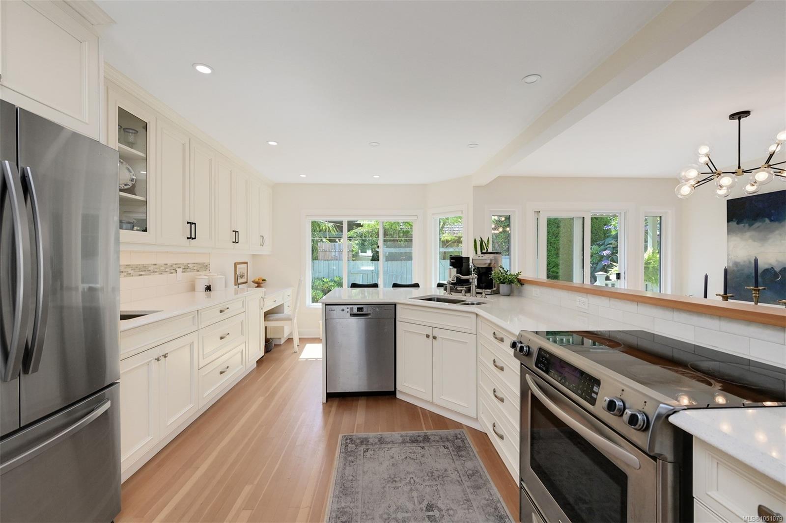 3935 SCOLTON Rd — listing photo 13 of 42