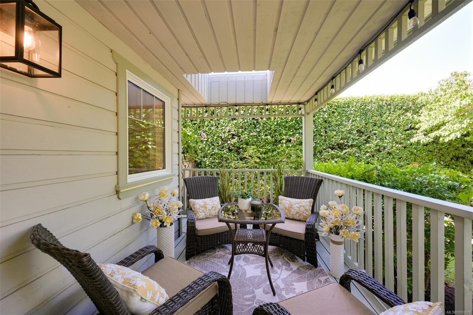 3935 SCOLTON Rd — listing photo 6 of 42