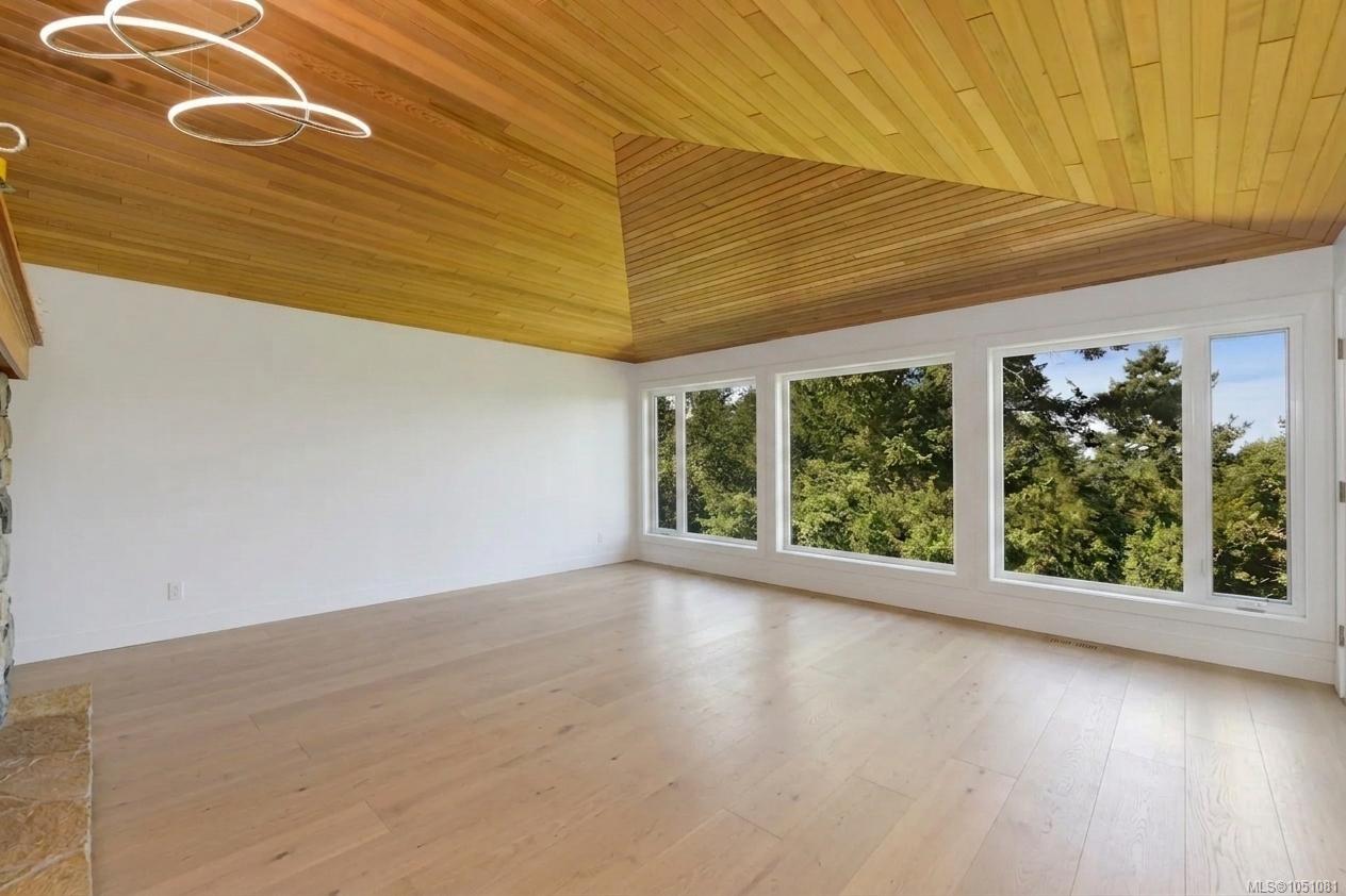 109-2829 Arbutus Rd — listing photo 10 of 41