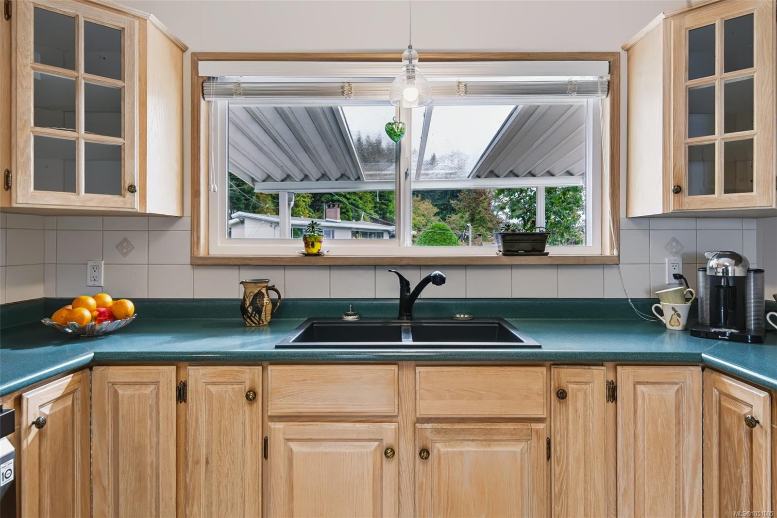 3630 Waterhouse St — listing photo 8 of 35