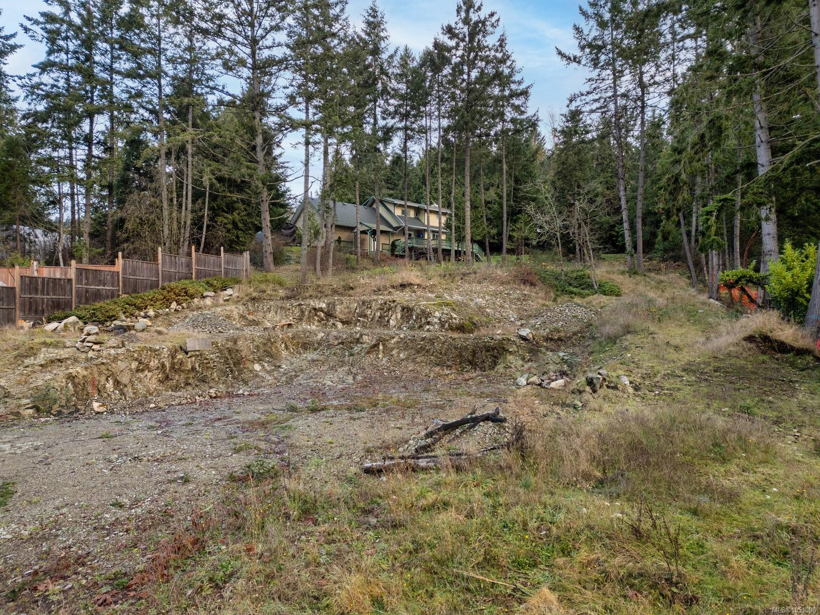 1850 Swartz Bay Rd photo 7