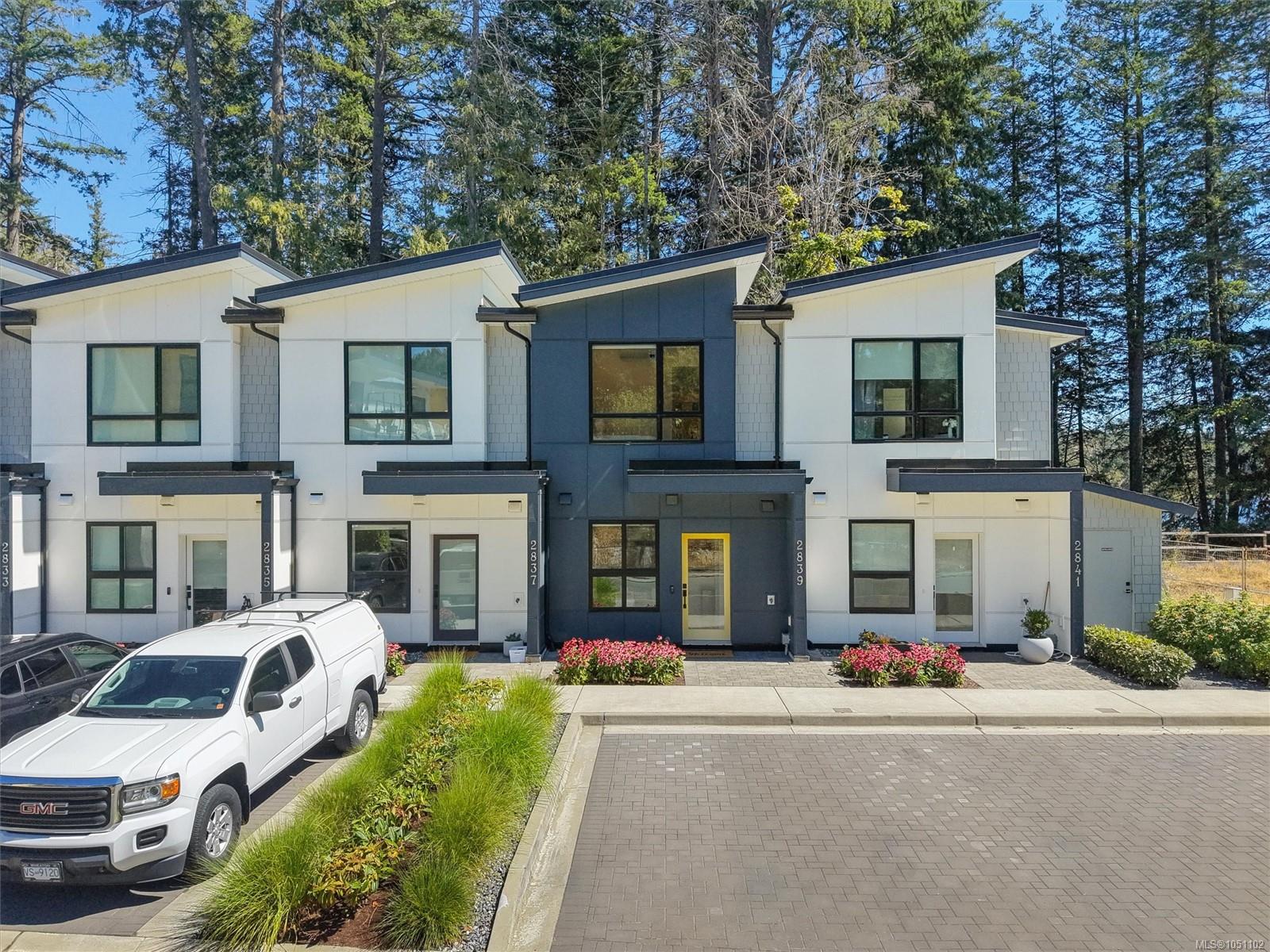 2839 Caster Pl photo 4
