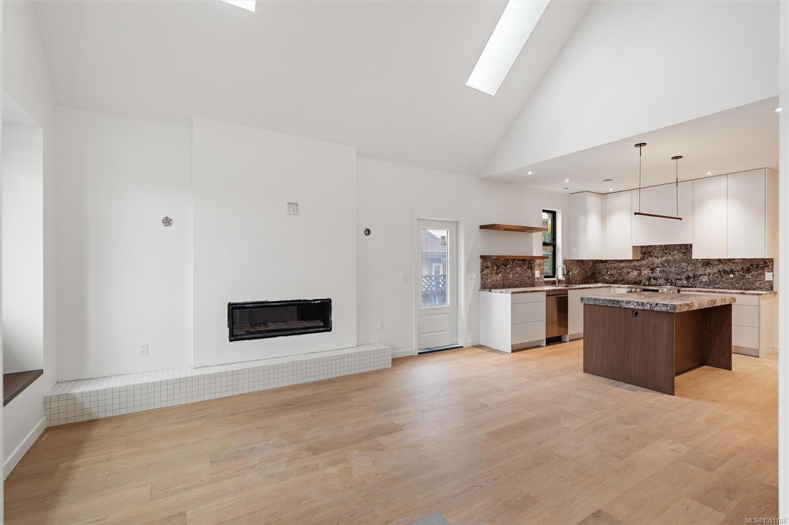 A-9650 Third St — listing photo 11 of 21
