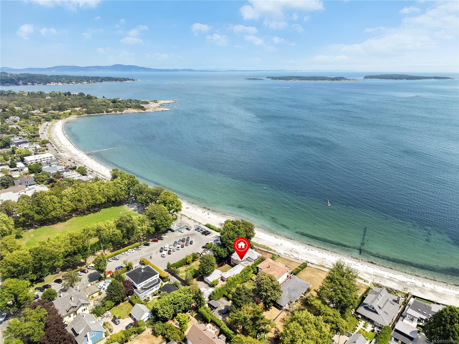 2168 Esplanade — listing photo 6 of 49