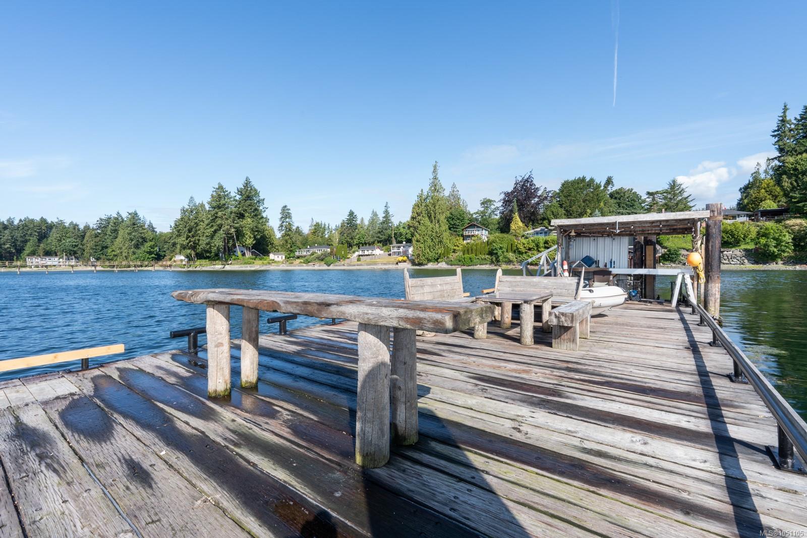 5957 Sooke Rd photo 5