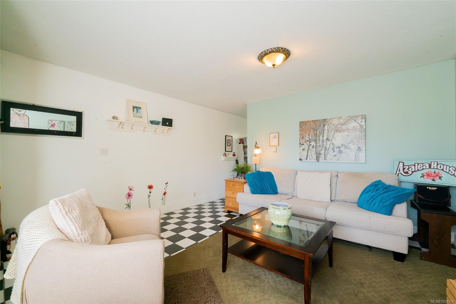 660 Albert St — listing photo 13 of 27