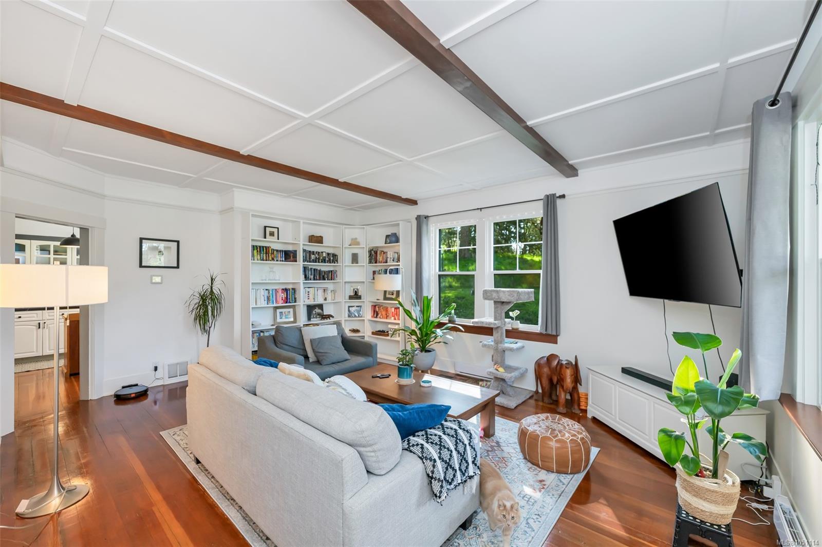 1029 Herd Rd — listing photo 11 of 67