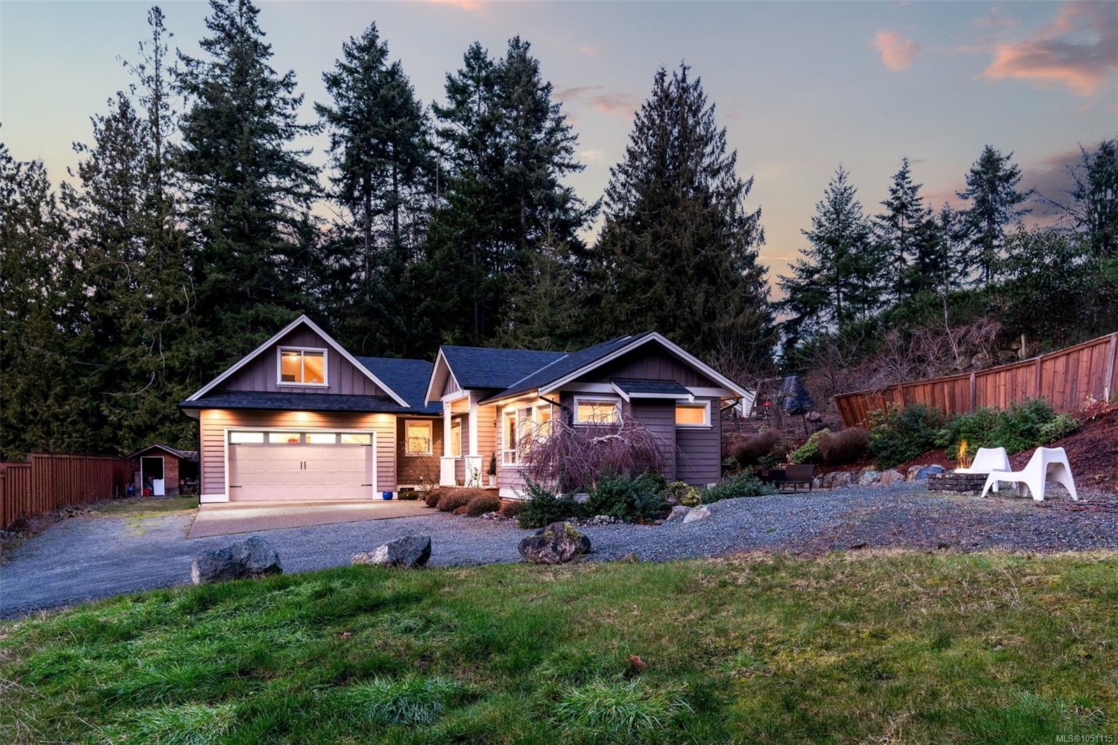 2629 Shawnigan Lake Rd photo 2