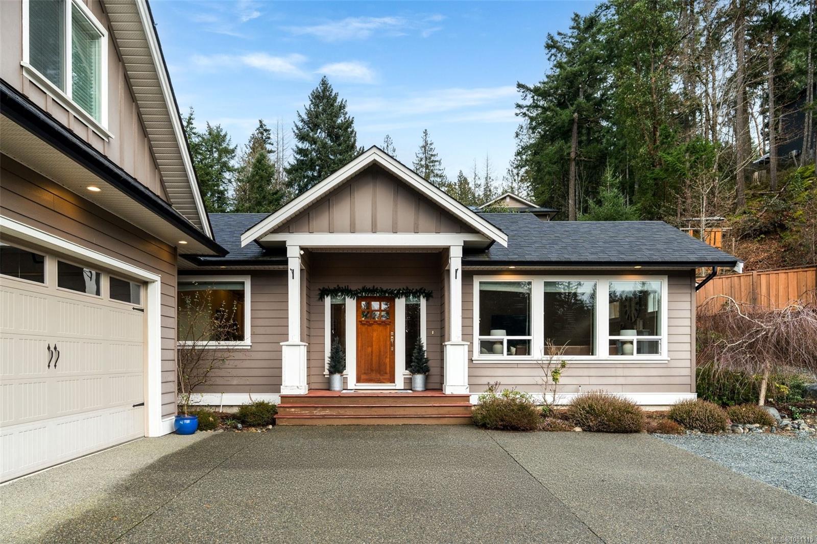 2629 Shawnigan Lake Rd — listing photo 12 of 48