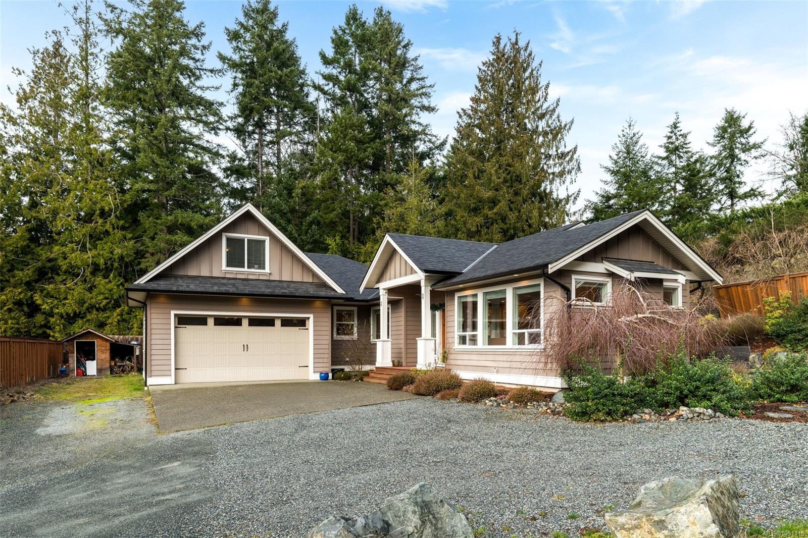 2629 Shawnigan Lake Rd — listing photo 10 of 48