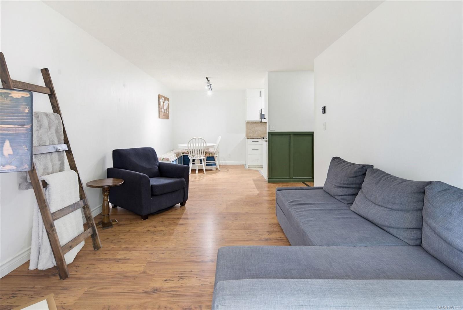 209-2520 Wark St — listing photo 14 of 28