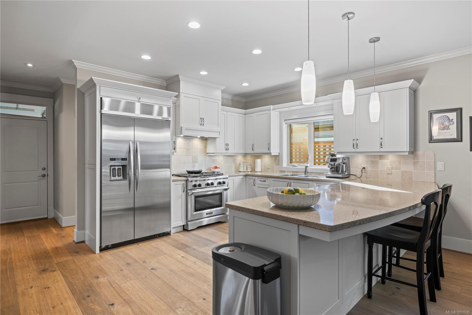 3370 Bradner Cir — listing photo 5 of 61