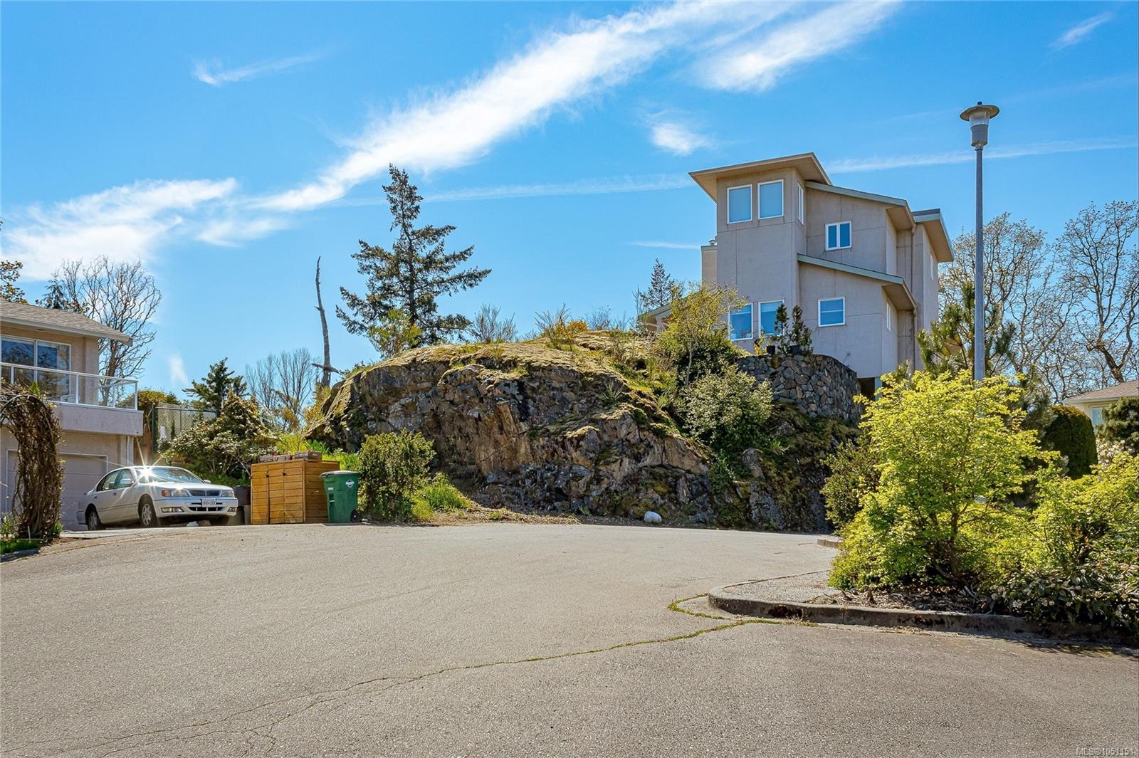 4280 Westervelt Pl — listing photo 11 of 27